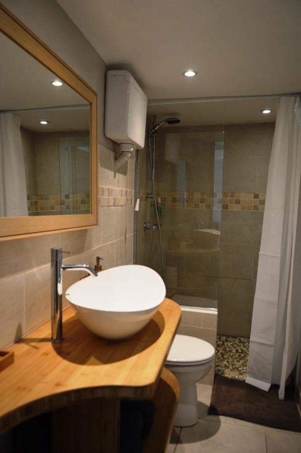 Charmante maisonnette indépendante à Goult en Luberon Extérieur photo