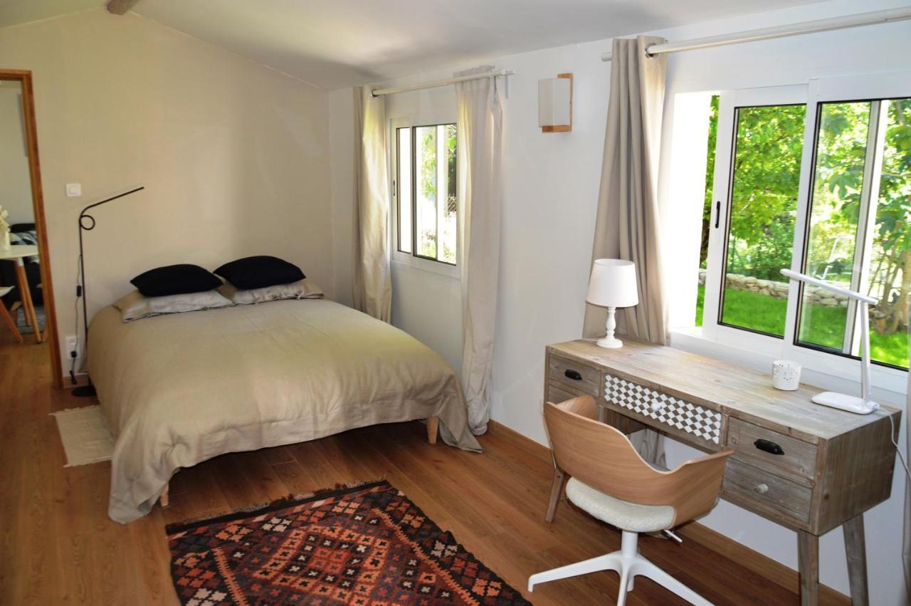 Charmante maisonnette indépendante à Goult en Luberon Extérieur photo
