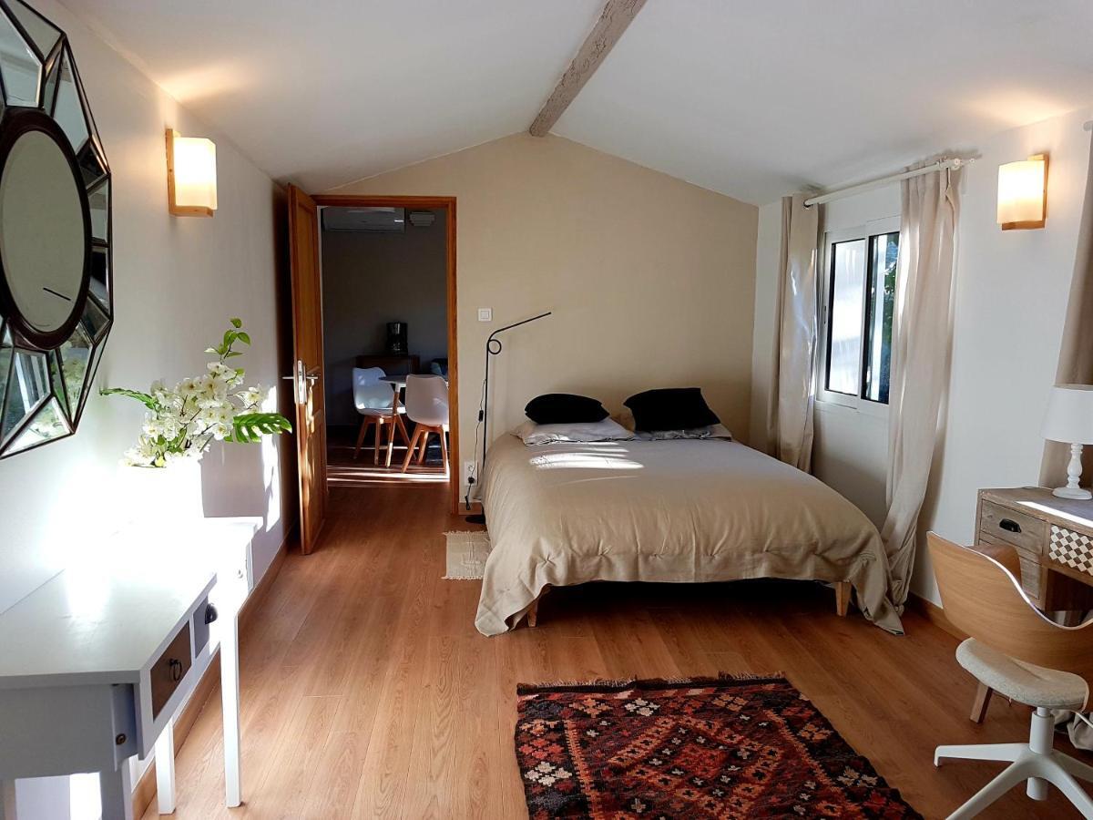 Charmante maisonnette indépendante à Goult en Luberon Extérieur photo