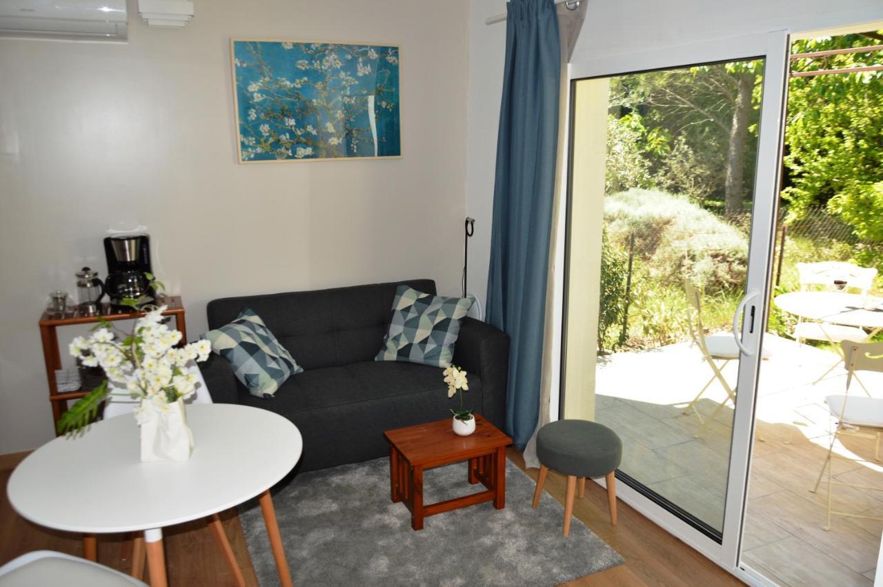 Charmante maisonnette indépendante à Goult en Luberon Extérieur photo